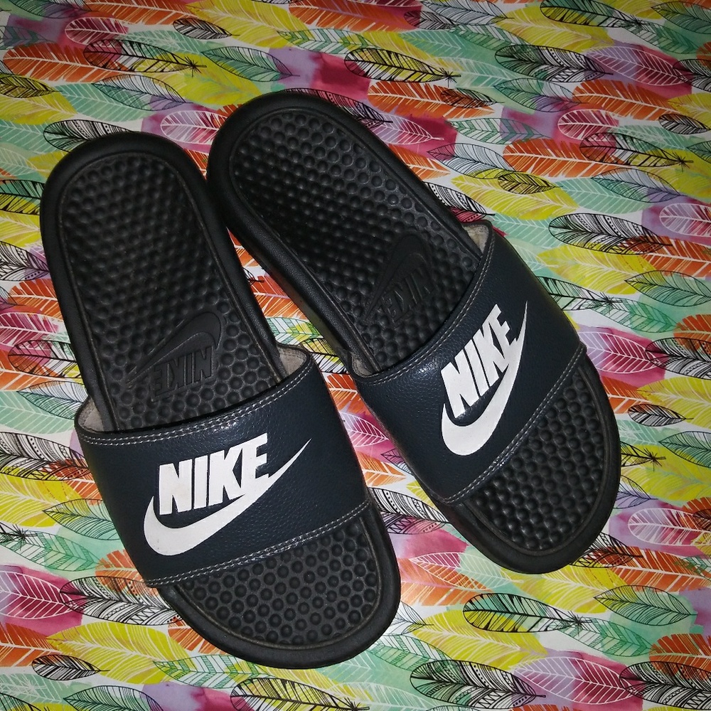 Nike slides